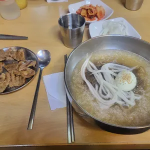 안국정 사진