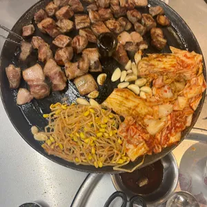 목구멍 사진