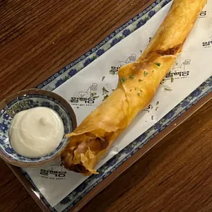 얼맥당 사진