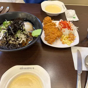 101번지남산돈까스 오시리아 테마파크 사진
