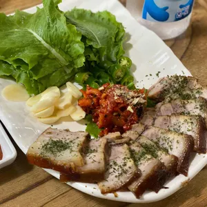 한방보쌈 초계국수 사진