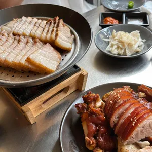 도산족발& 종로할머니칼국수 리뷰 사진