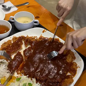 홍익돈까스 사진