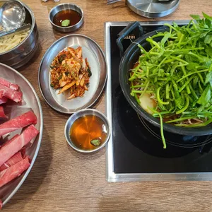 등촌샤브칼국수 사진