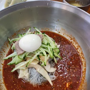 세숫대야냉면 사진