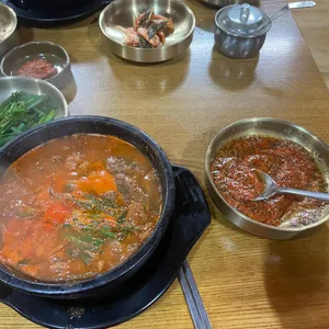 염창사철탕 순대국 사진