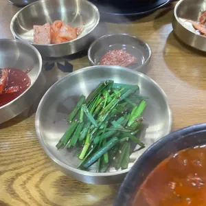 염창사철탕 순대국 사진
