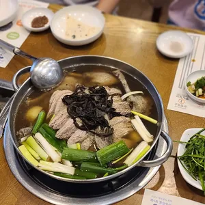 능이버섯백숙삼계탕벅벅가든 사진