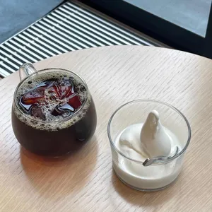 블루보틀 홍대 팝업 카페 사진