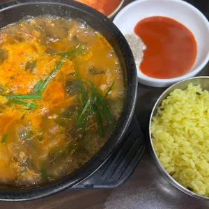 산아래염소이야기 사진