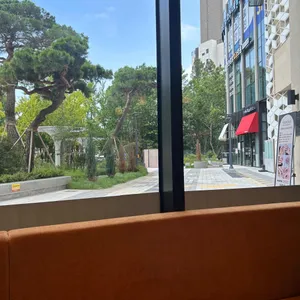 곤트란쉐리에 리뷰 사진