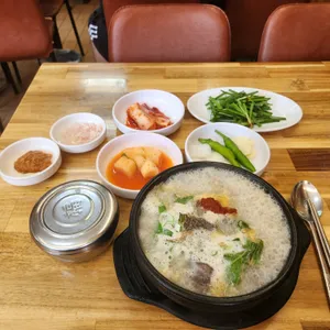 장터순대국 사진