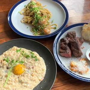 폴리아 리뷰 사진