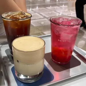 하프커피 사진