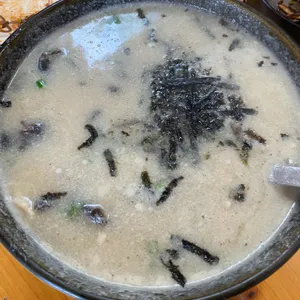 월오동묵집 사진