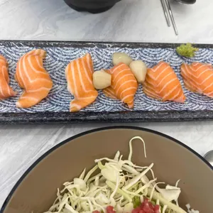육회바른연어 사진