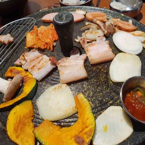 한양고깃집 사진