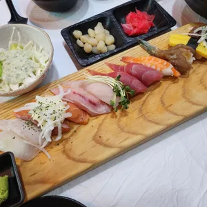 백정성초밥 사진