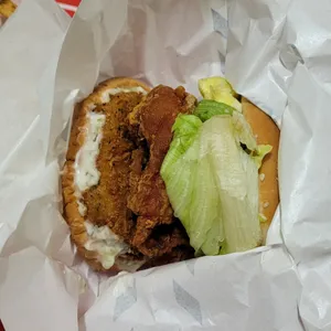맘스터치 사진