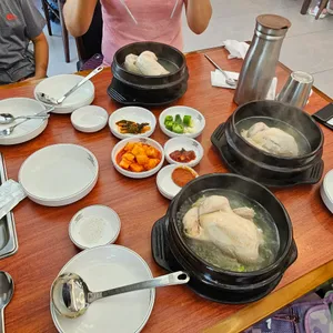 고려조삼계탕 사진