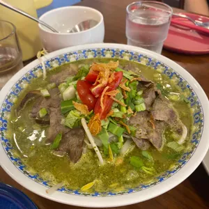 완니 사진