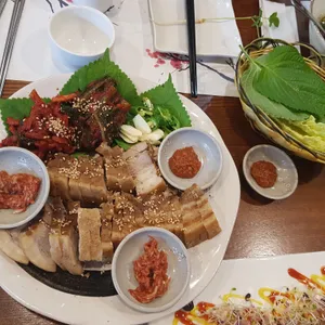 산아래 사진