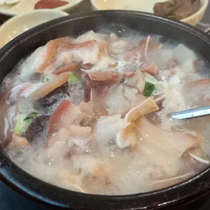돈이 돌솥밥순대국 리뷰 사진