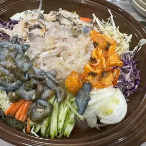 위아래횟집 사진