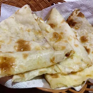 타라 사진