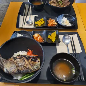 신사랑 사진