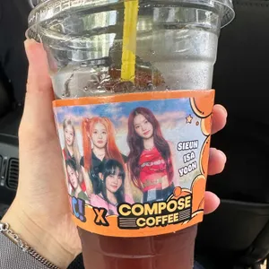 컴포즈커피 사진