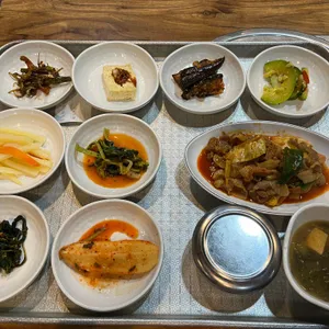 현지네식당 사진