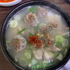 장수돼지국밥 사진