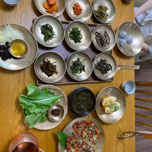 흔들바위 사진