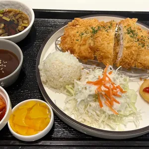 경복궁 대구 반월당역점 사진