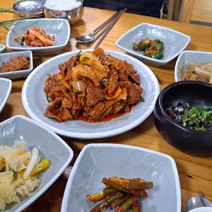 자유로쌈밥 사진