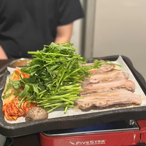 여의도미나리삼겹 사진