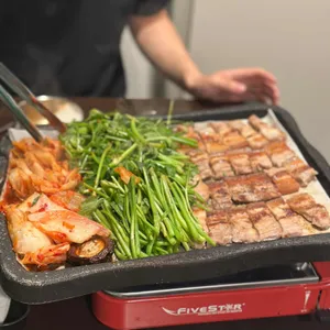 여의도미나리삼겹 사진
