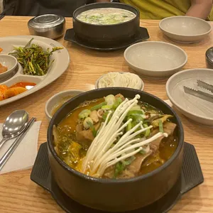 밀양순대 돼지국밥 사진