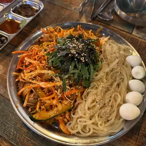 명불허전원조골뱅이 사진