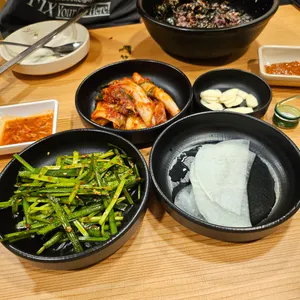 최신족발 사진