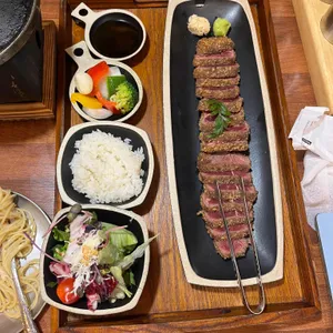 어반스트릿 컨템포러리 사진