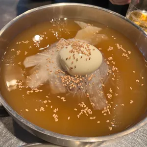 대접 사진