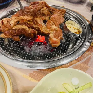 김고집참숯불 대표 사진