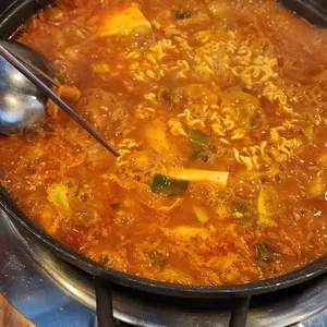별난돼지김치찌개&뒷고기 사진