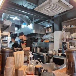 멘지 리뷰 사진