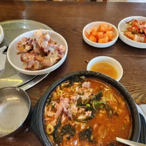 서울24시감자탕해장국 사진