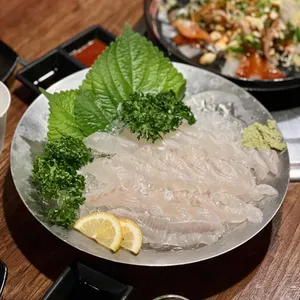 오징어선수촌 사진