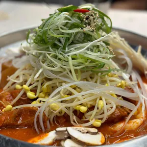 육가온 사진