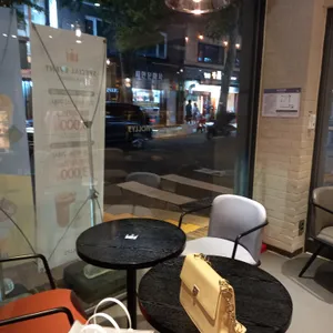 할리스 리뷰 사진